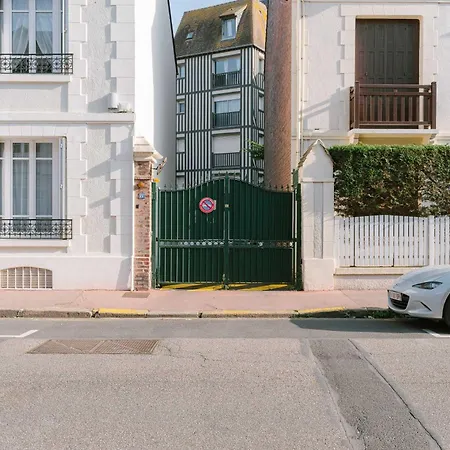 High-end 2 Bedroom Duplex With Parking Place Morny Appartement *