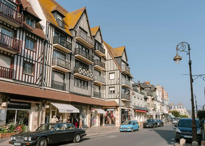 High-end 2 Bedroom Duplex With Parking Place Morny Appartement Deauville