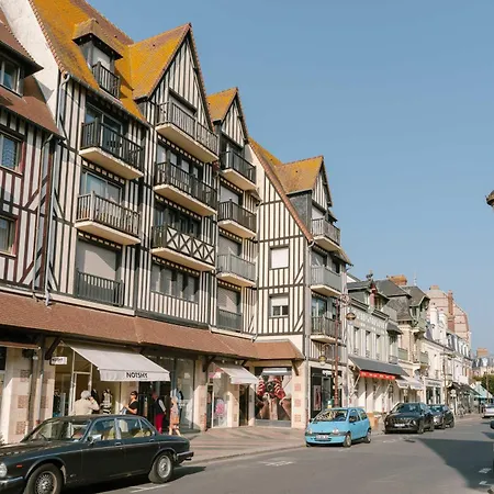 High-end 2 Bedroom Duplex With Parking Place Morny Apartment Deauville