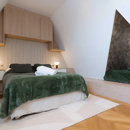 Lägenhet High-end 2 Bedroom Duplex With Parking Place Morny