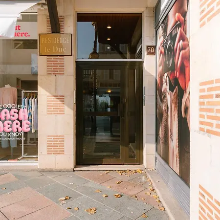 High-end 2 Bedroom Duplex With Parking Place Morny Διαμέρισμα *