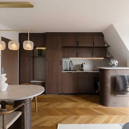 High-end 2 Bedroom Duplex With Parking Place Morny Lägenhet Deauville