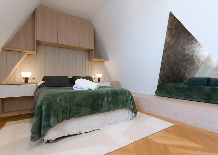 Διαμέρισμα High-end 2 Bedroom Duplex With Parking Place Morny